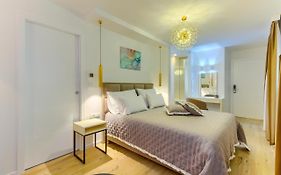 Irini Luxury Rooms